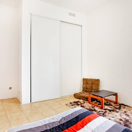 Room Rental In Apartment In มาร์กเซย ภายนอก รูปภาพ