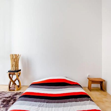 Room Rental In Apartment In มาร์กเซย ภายนอก รูปภาพ