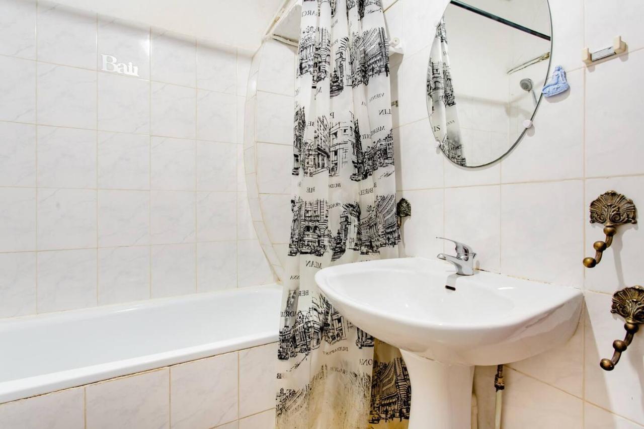 Room Rental In Apartment In มาร์กเซย ภายนอก รูปภาพ